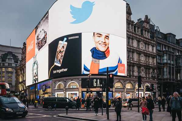 Advertising billboard