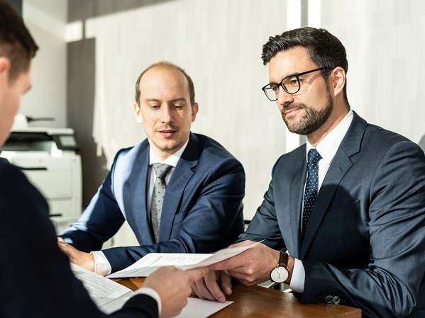 Lawyers' meeting with client