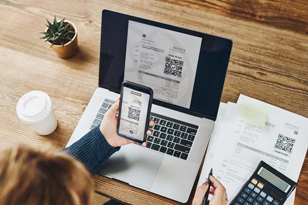 Invoice QR code 