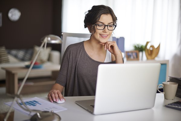 Entrepreneur designing website
