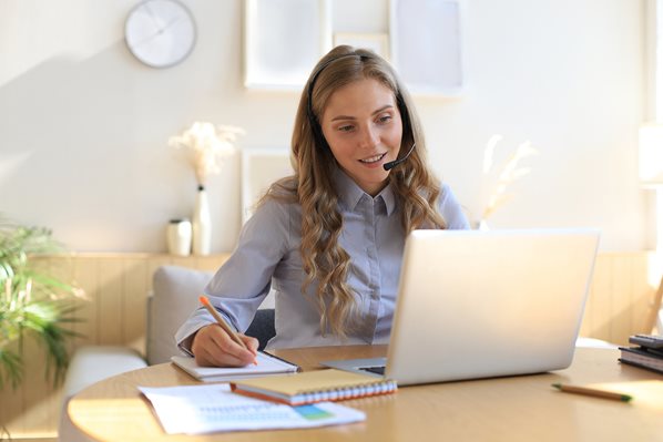 Agent working from home